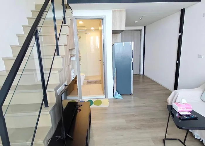 Bts Onnut Loft Quiet Netflix Rooftop Bar